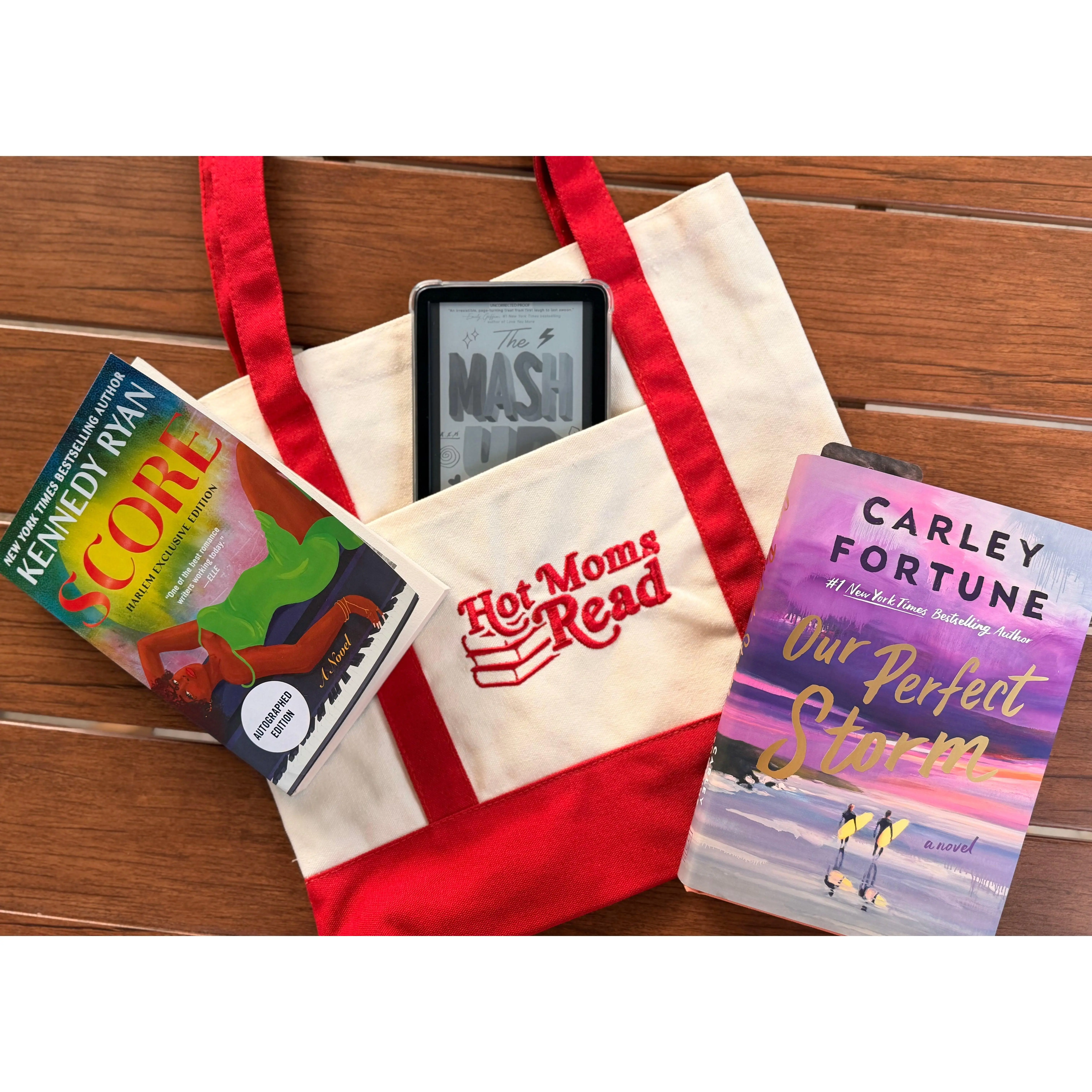 Hot Moms Read Tote Bag
