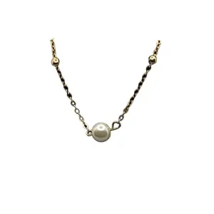 Minimal Pearl Necklace ✨ Includes 1 necklace (as shown)