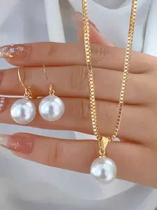 3Pcs Pearl Jewelry Set | Minimally Vacation Style 1 Necklace Pendant+2 Earrings, Exclusive for Teenagers, Dual Use for Daily Leisure, Ideal Gift for All Seasons, Silver Alloy Platinum Plated, Three Piece Set for Teenagers