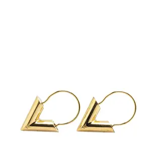 Pre-owned Louis Vuitton 1 Small Leather Goods Essential V Earrings M61088 Gold Plated