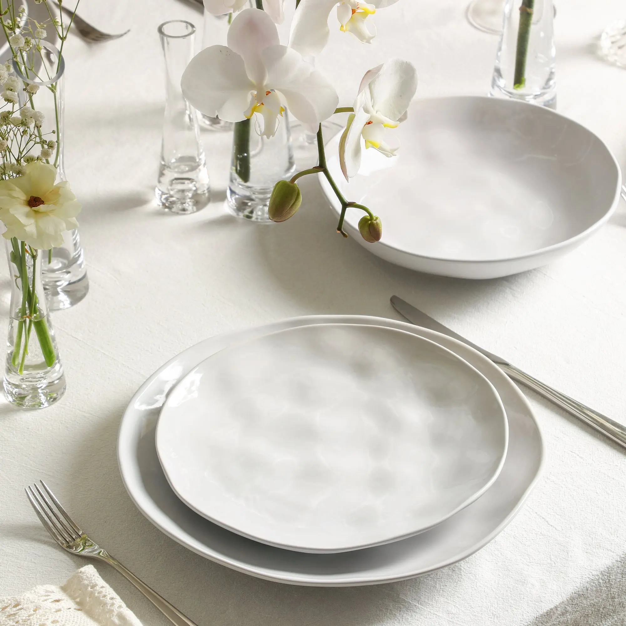 Harper Stoneware Dinnerware Set with Pasta Bowls - White