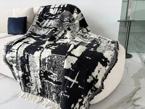 Premium Acrylic Cotton Throw – Woven Jacquard Design | Black & Cream | 50 x 60