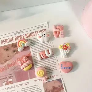 5/8 pieces / set of pink heart-shaped LOVE refrigerator stickers. These cute and charming refrigerator stickers are versatile gifts suitable for both the kitchen and office, and are an ideal choice for special occasions. Home Decor