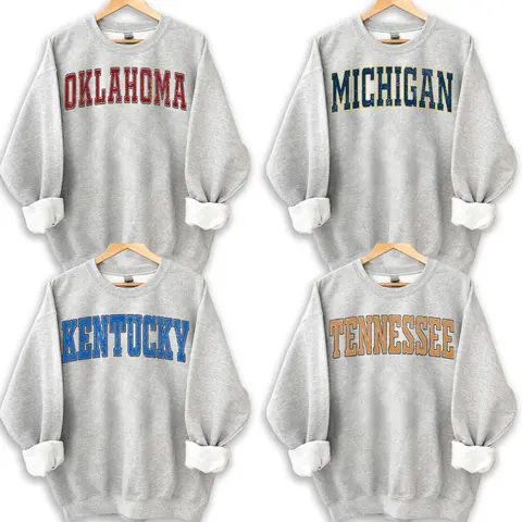 Vintage Varsity College Sweatshirt – Ash Grey, Unisex Classic Fleece Pullover with a Retro Athletic Style, Perfect for Everyday Layering