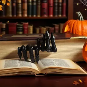 Demon Claw Bookmark, Creative Bookmarks for Unique People, Halloween Perfect Choice, Enhance Reading Experience, Durable Material 10g