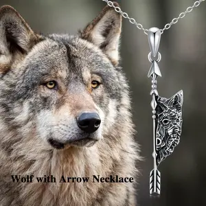 Unique Vintage Wolf Head Arrow Necklace Retro Viking Gothic Animal Pendant Premium Zinc Alloy Necklace for Men and Women Daily Casual Wear Biker Party Jewelry Ideal Birthday Christmas Anniversary Valentines Day Gift for Wolf Lovers Gothic Enthusiast