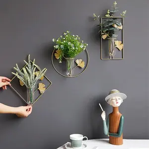 Lightweight Wall-Hung Vase - Modern Creative Plastic Vessel with Stainless Steel Frame, Elegant Loft Statement Floral Hydrangea Decoration for Living Room & Nordic Home Use, Floral Hydrangea Vases