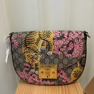 Pre-owned GUCCI GG Padlock Shoulder Bag With Tiger