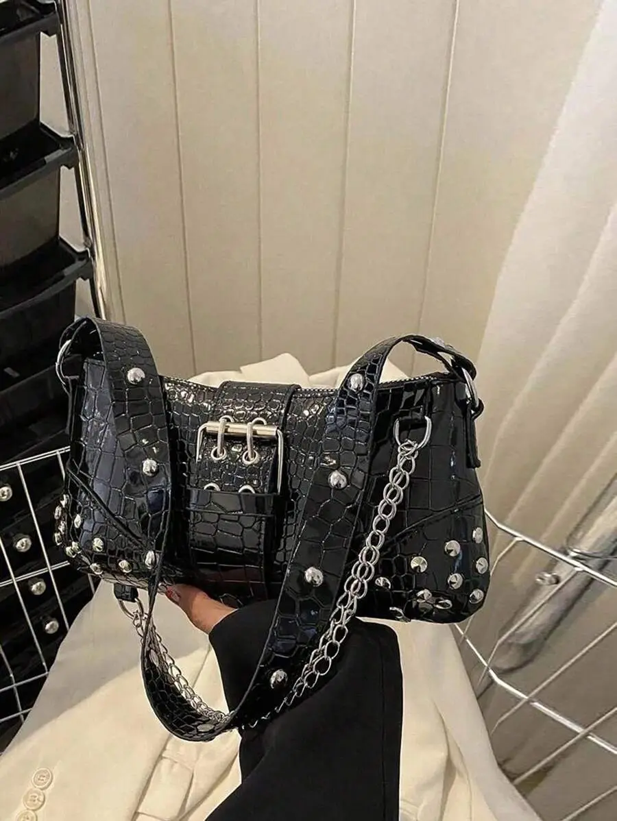 LUNA LAYER Vintage Rivet Motorcycle Crescent Bag Pleat Detail Underarm Shoulder Bag Black