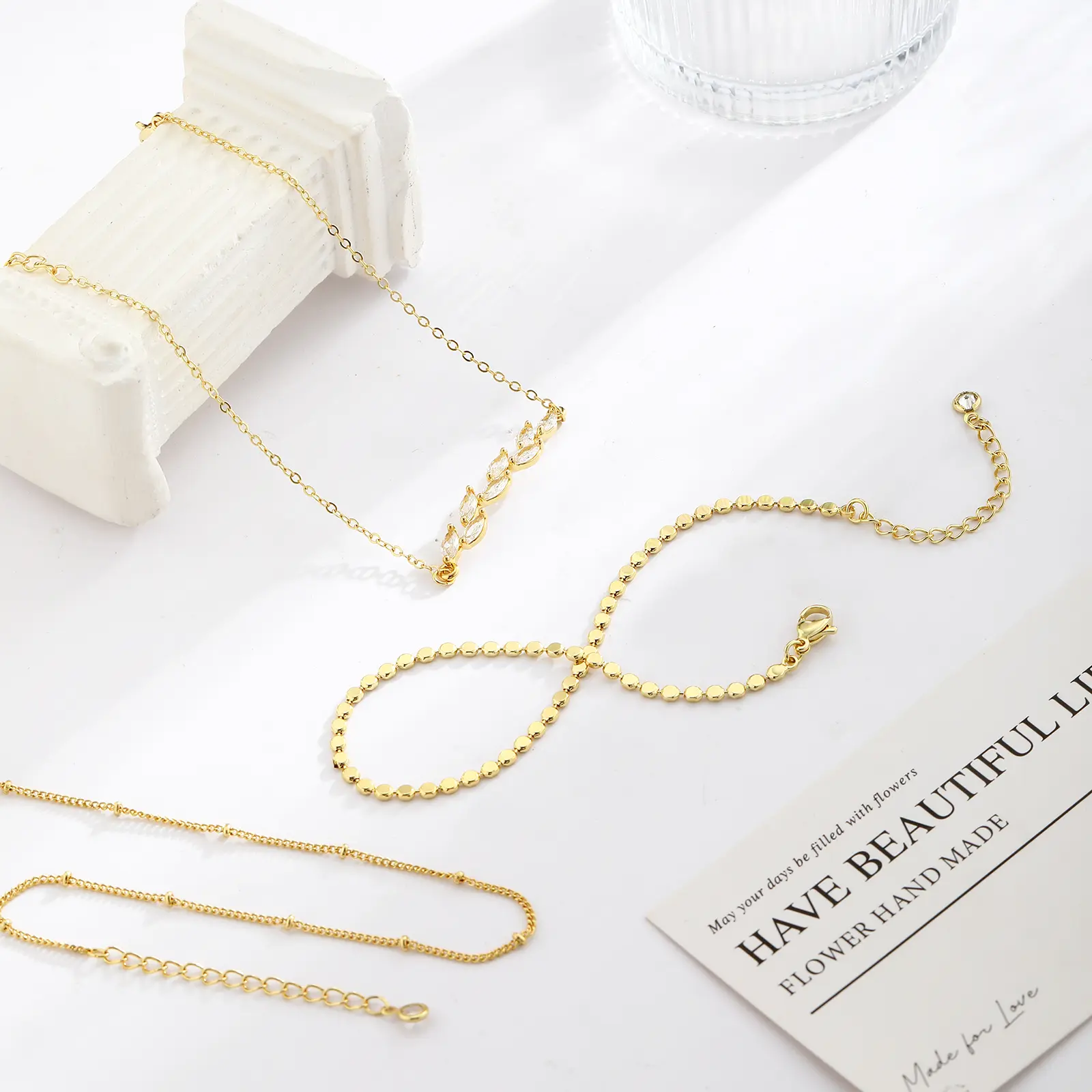 Three-layer zircon leaf