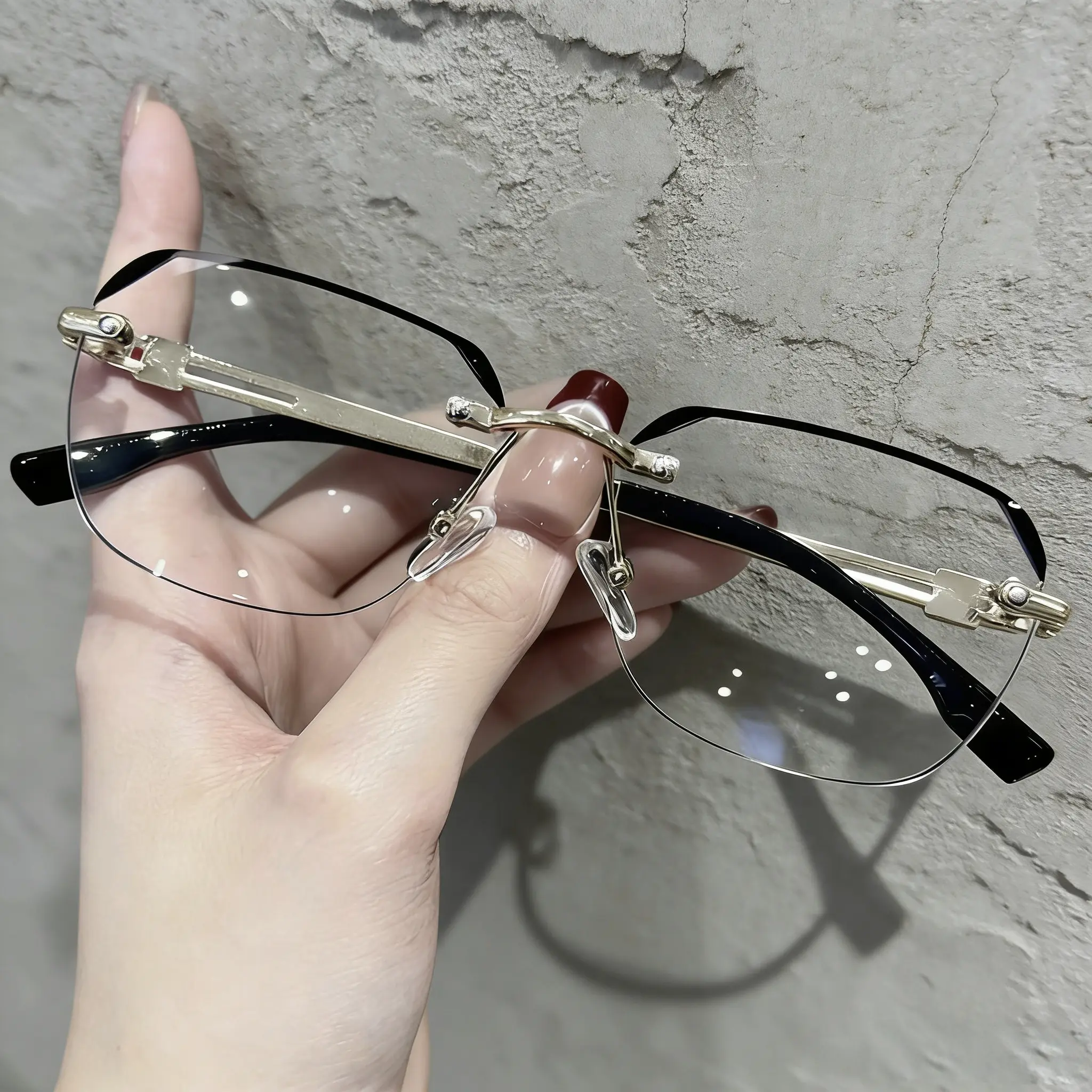 Rimless Polygon