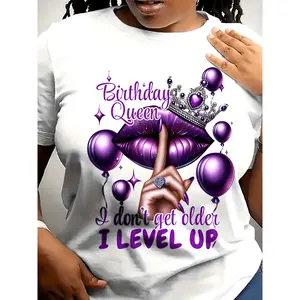 Women'S Funny Birthday Queen Graphic T-Shirt - "I Don'T Get Older I Level Up" Slogan With Crown & Lip Print, Loose Fit Short Sleeve Crew Neck, Stretchy Medium Fabric, Machine Washable Casual Top For Casual Attire & Birthday Parties