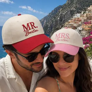 Custom Name MR MRS Baseball Cap, Personalized Hat for Husband and Wife, Matching Couples Gift, Adjustable Name Embroidered Outdoor Cap, Couple Wedding Hat