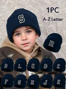 Custom A–Z Letter Knitted Beanie Hat for Kids, Warm Winter Knit Cap for Skiing and Outdoor Activities, Casual Loose-Fitting Beanie for Children 3–8 Years Old