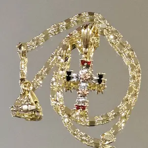 Grey Gold Plated not Water resistant Cross Pendant with Pink Roses Red & Green Zircon 3mm Unisex Fashion Necklace 18 Inch Diamond Cut Style Chain Fall Trendy Jewelry