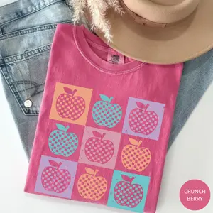 Comfort Colors Summer School Teacher T-Shirt, Retro Checkered Summer Tee, Teacher Apple Shirt, Back to School Gift, Trendy Teacher Apparel