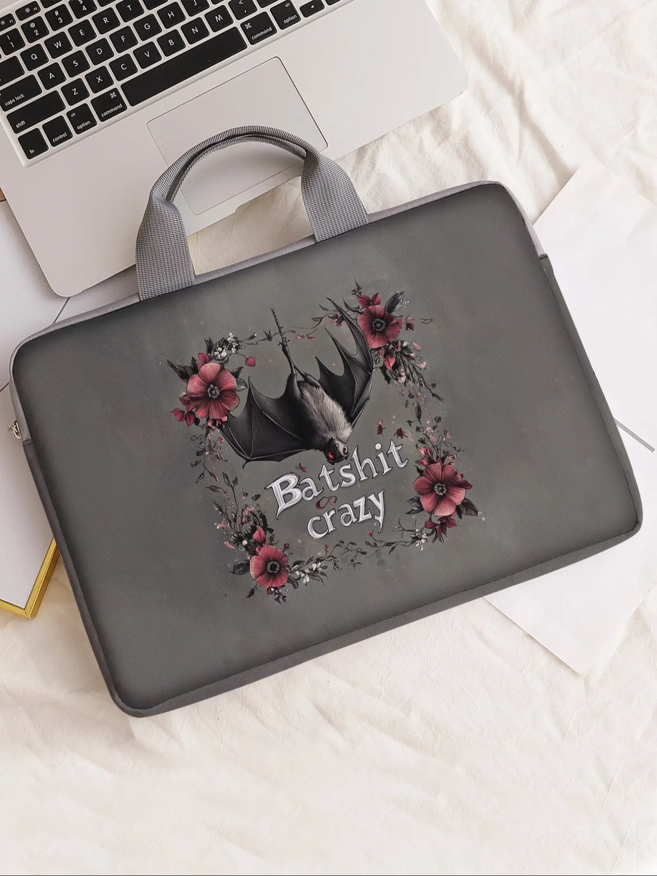 Bat Print Notebook Bag, Soft Laptop Sleeve, Tablet Case, Zipper Storage Pouch, Computer Bag, Casual Style, All Seasons, Cartoon Pattern, Laptop Bags