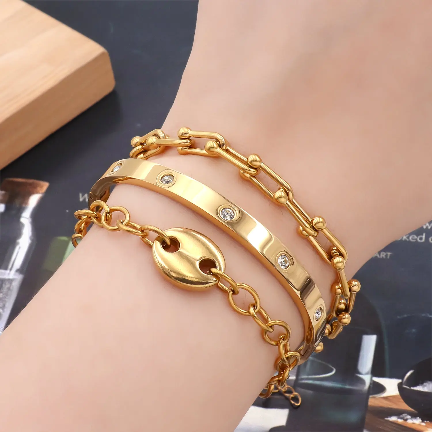 3-Piece Elegant Reinstone Stainless Steel Bangle Set , Bracelet Set , Pig Nose U Chain Braclet