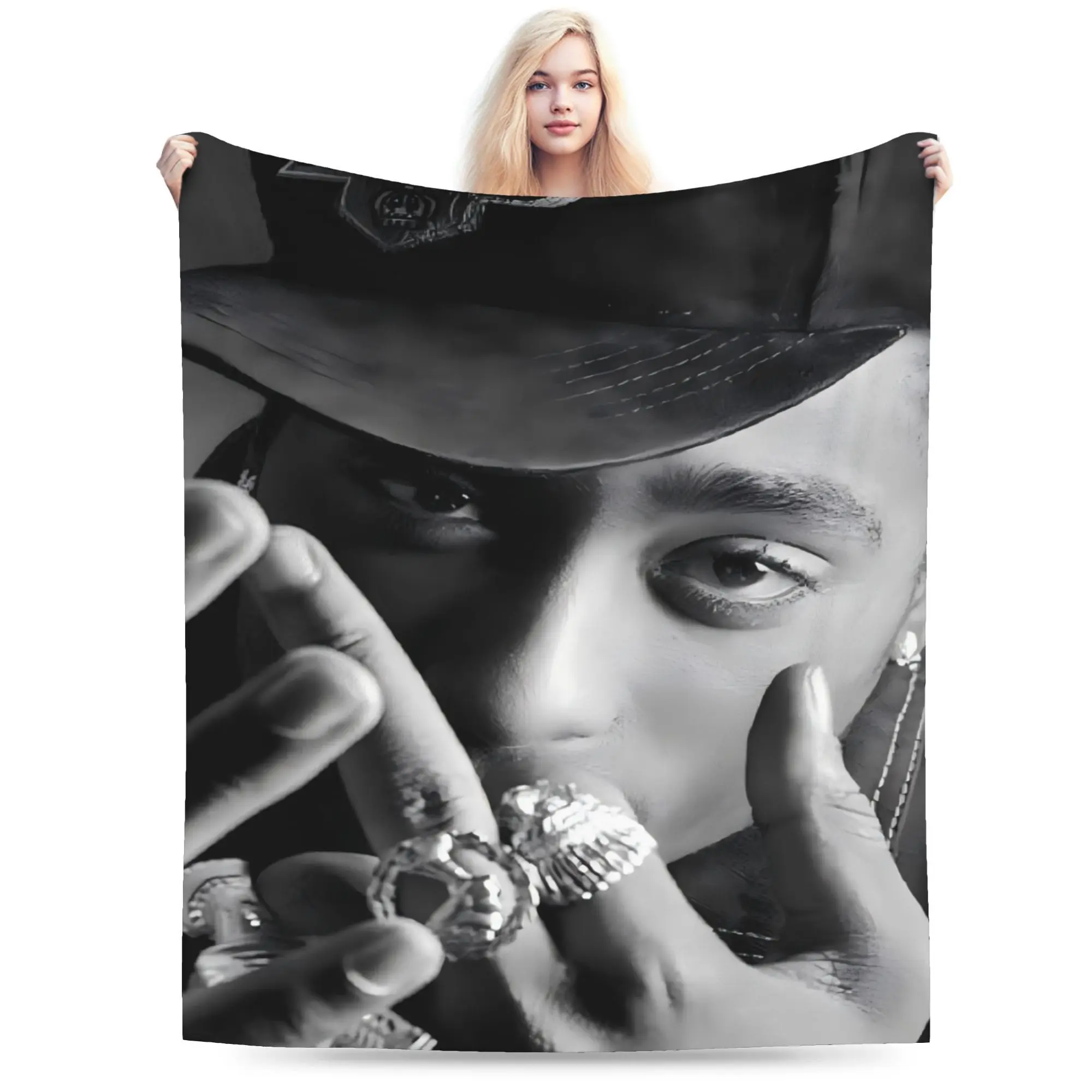 1 idol Tupac Amaru Shakur character printed flannel blanket, soft and suitable for bed, sofa or office, a great gift for fans or adults, size 60*50 blanket plushthin quilt holiday gift Intense Nacho Printed Flannel Blanket