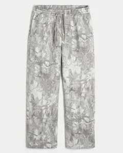 Y2K Camo Sweatpants for Women & Men – All-Over Print Athletic Bottoms, Loose-Fit Streetwear Pants with Adjustable Waist Tie, Trendy Casual Daily Wear