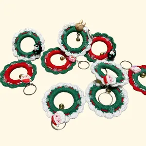 Handmade crochet, Beautiful, small, interesting, cute and unique Christmas gifts, Christmas wreaths, 2025 Christmas decorations and gifts, warm aesthetics, popular holiday trends, old deer and rabbits, home decorations, accessory pendants，under $5