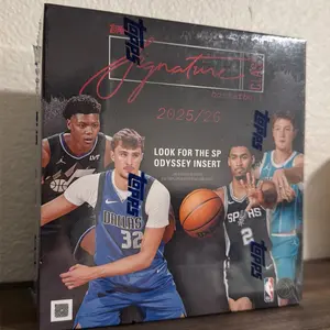 Topps Chrome Mega Signature Basketball 2025-26 Trading Card Collection