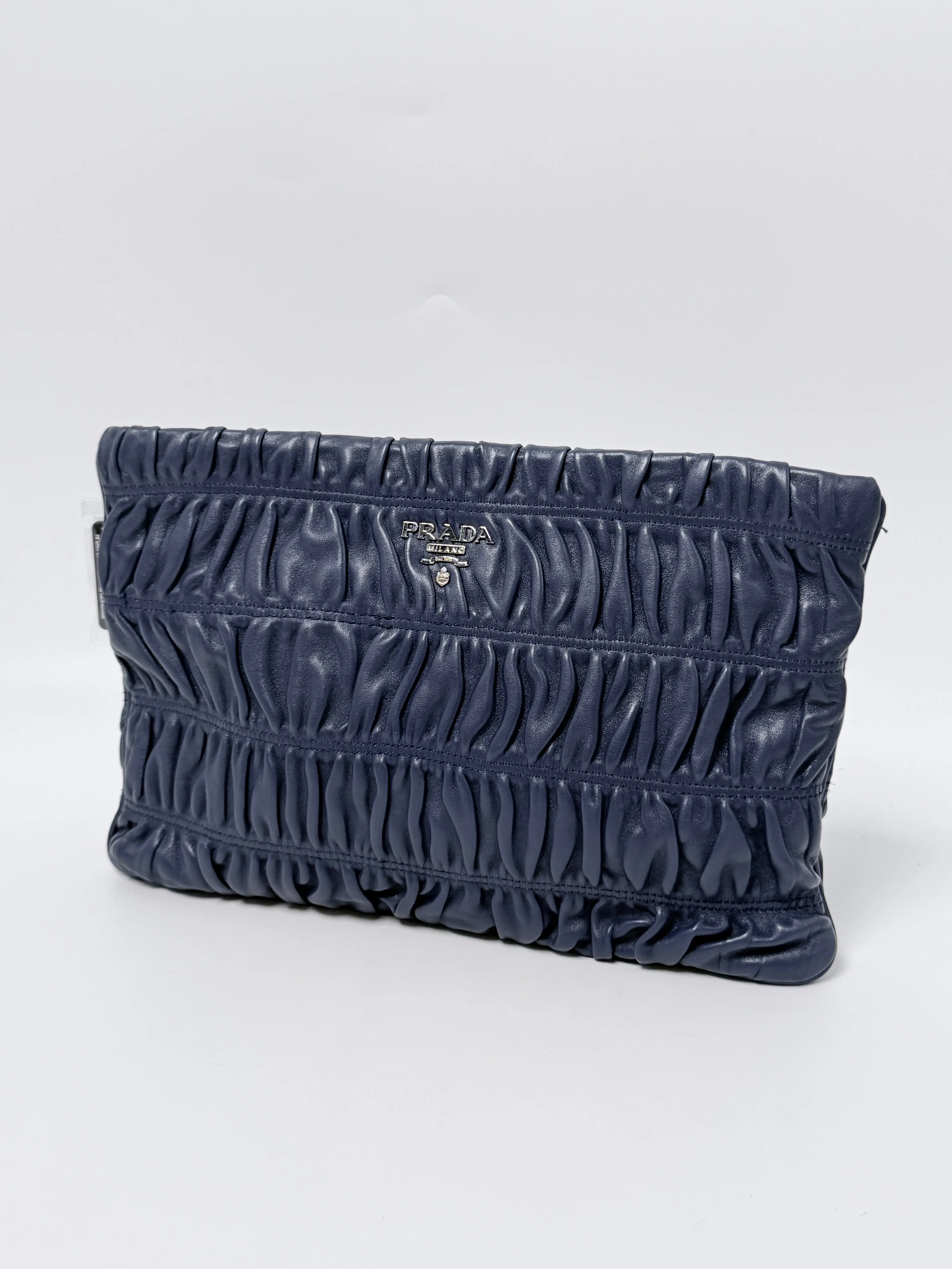 Pre-owned PRADA Leather Wristlet Clutch Nappa Gaufre Ruched Zipper Bag Handbag Navy Blue JD1175PR