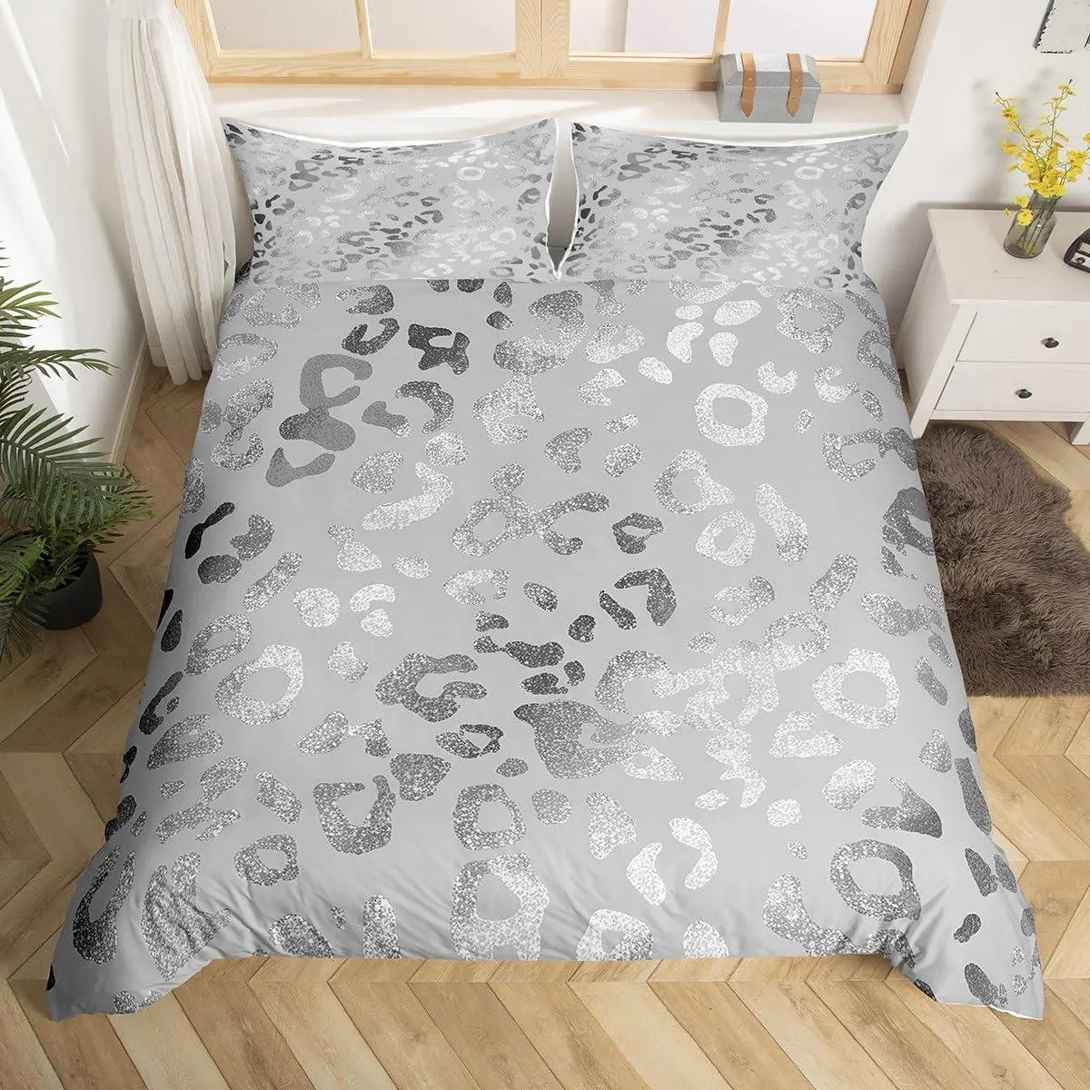 Silver Leopard Printed Bedding Set,Silver Glitter Comforter Cover Set Women Room Decor,Cheetah Printed Duvet Cover Breathable Wild Animal Skin Bedspread Cover (No Comforter)