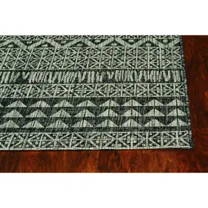 HomeRoots  47 x 31 in. Charcoal Polypropylene Rug