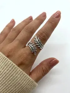 Women's Elegant Leaf Shape Design Stainless Steel Open Ring, Durable Fashion Daily Accessory, Perfect Gift Choice for Her