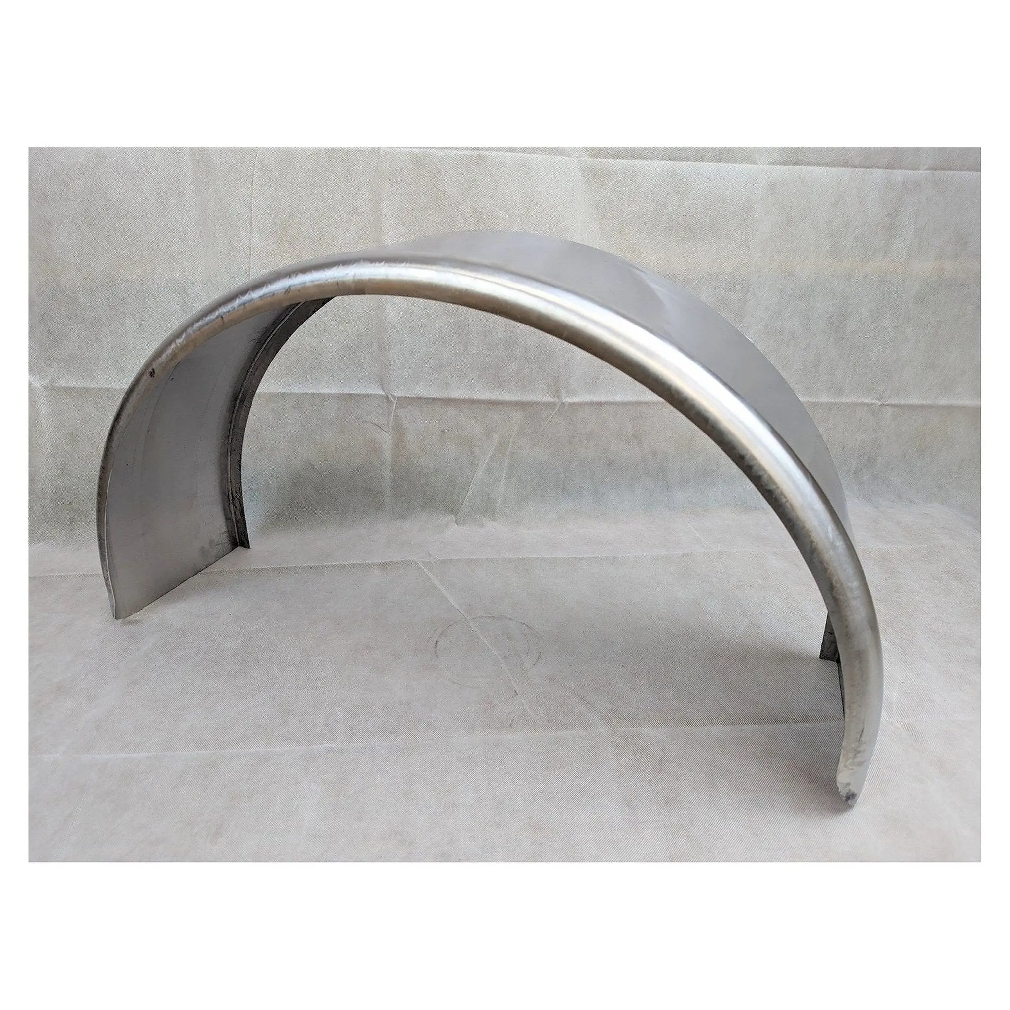 Kampco 32x9 Smooth Aluminum Single Axle Round Trailer Fender - One Fender