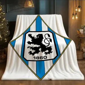 【JIT】One Piece Retro 1860 Lion Pattern Design Printed Flannel Blanket Polyester Flannel Blanket - Warm and Soft, Suitable for Sofa, Bed, and Travel, All-Season Use, Machine Washable, Suitable for Office Rest, Holiday Gift for Parents