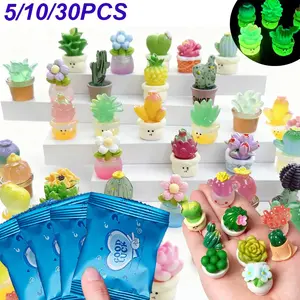Mini Glow-In-The-Dark Plant Pots, Dollhouse Decor, Fairy Garden Ornament, Mini Plants, Party Gifts, Surprise Gift Idea