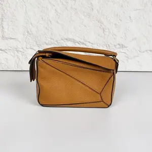 Pre-owned Loewe Shoulder Bags 5786