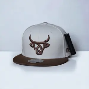 Fitted Hat- Cream / Brown