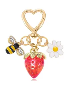 Alloy Heart Keychain with Acrylic Strawberry Keychain, Cute Key Ring, Party Gift, Casual Style, All Seasons, No Choking Hazard