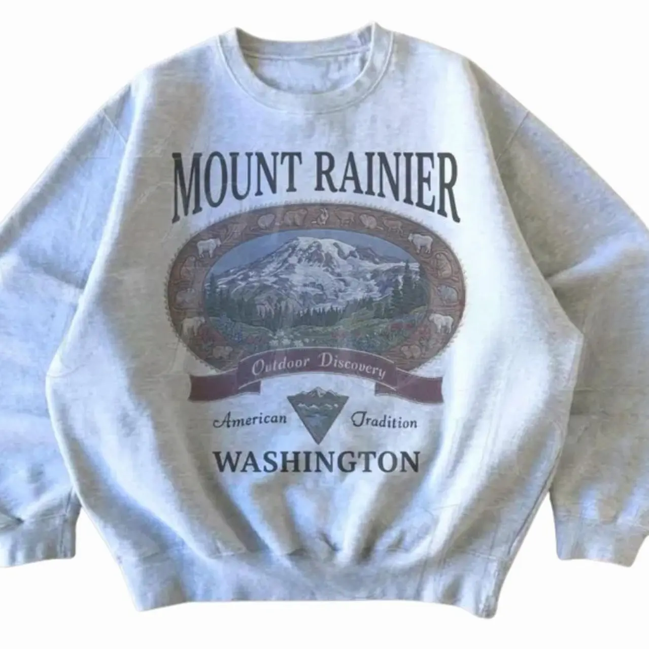 Vintage Mount Rainier Washington Sweatshirt, Outdoor Nature Mountain Tee, Retro Travel Landscape T-Shirt, Hiking Camping Graphic Tee, Aesthetic Graphic Tee Gift for Men, Gift for Women