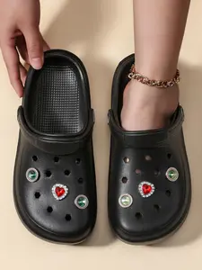 Women's Fashionable Heart Decor Clogs, Casual Lightweight Comfortable Slides for Outdoor Beach, All-match Slippers for Daily Wear, Girl