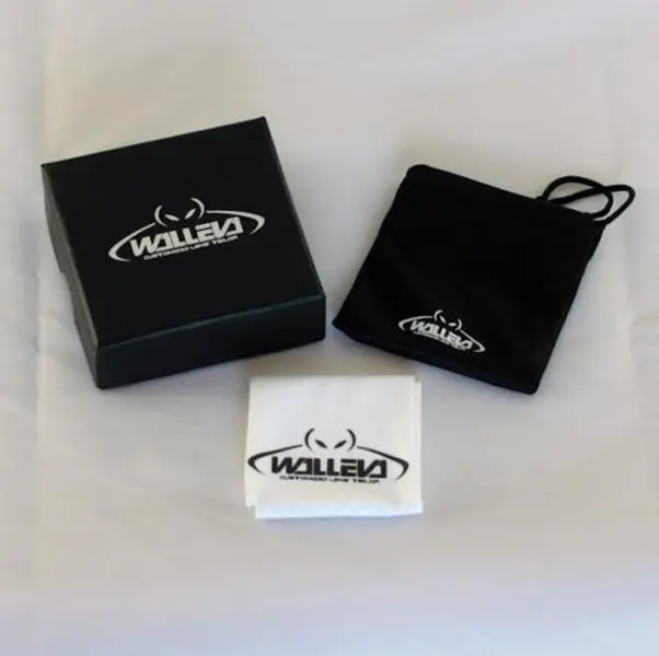 Walleva Lens Storage and Cleaning Kit