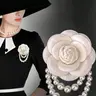 Elegant Women's Camellia Pearl Tassel Pin, Jewelry Accessory for Shirt Collars and Dresses, Party and Wedding Gift, Fashion Pearl Brooch