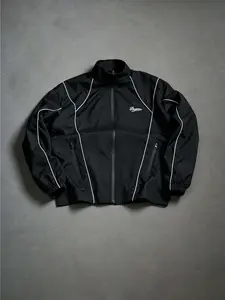 Men's Black Streetwear Baseball Jacket with White Embroidered Logo, Vintage Zip Up Varsity Coat for Men, Urban Casual Sports Jacket with Ribbed Cuffs, Trendy Hip Hop Outerwear for Spring & Fall.