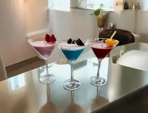 Cocktail candle, Candle in cocktail glass, Natural soy-wax candle, Candle gift for Mother’s Day, Party favor candle, Unique gift