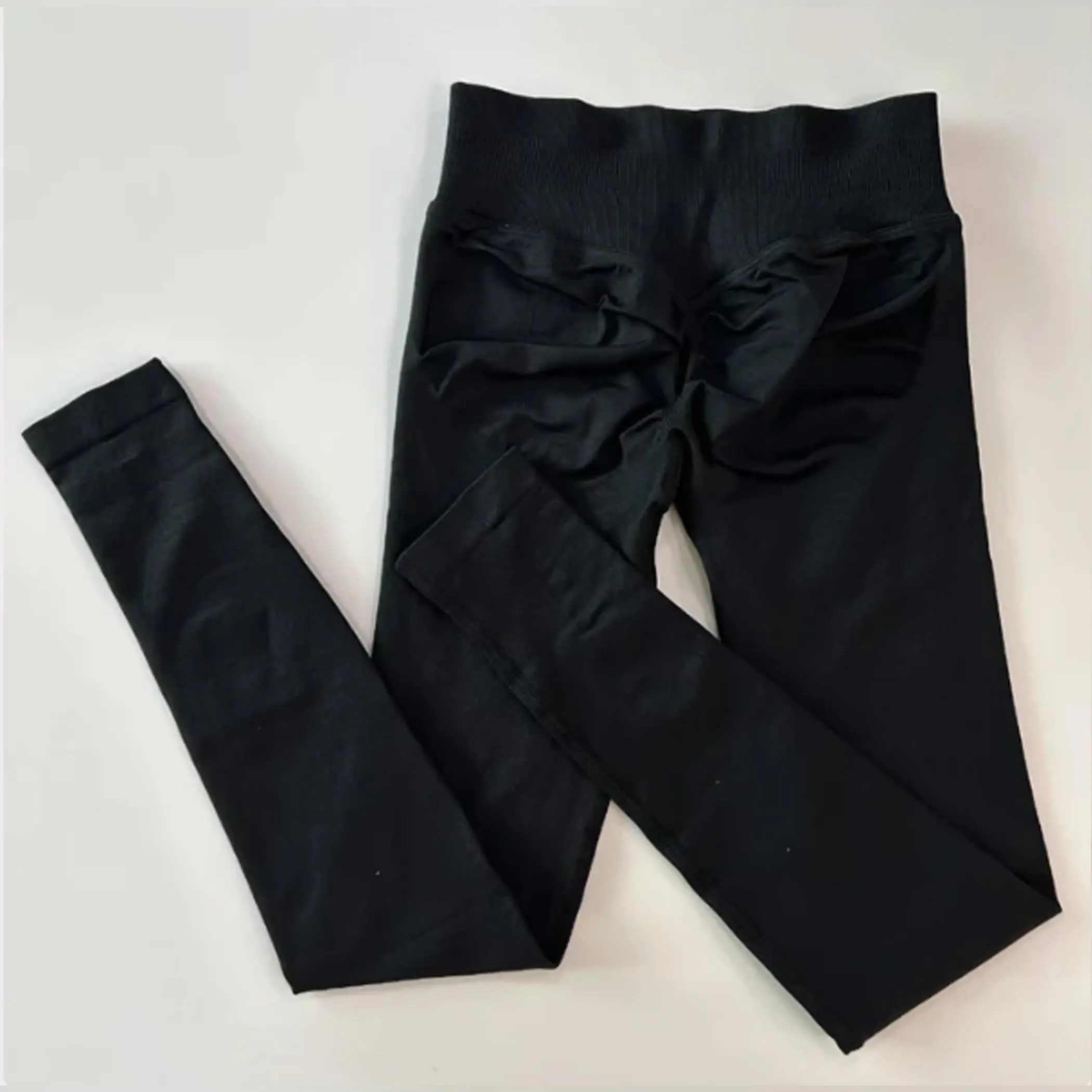 Women's Seamless Scrunch Bum Leggings - Black  Leggings, Push Up Yoga & Gym Fitness Pants for Flexibility & Comfort High Waist Compression High Waist Stretchy