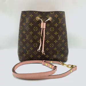 Pre-owned Louis Vuitton leather Shoulder Bags Monogram Neonoe MM Rose Bucket Bag xiaotang20260308063