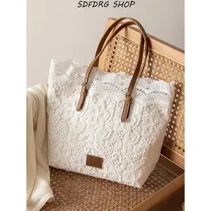 Vintage Lace Kiss Lock Bag for Women, Retro Crossbody Shoulder Purse with Chain Strap, Lightweight Aesthetic Handbag for Party Wedding Travel Evening Outfit
