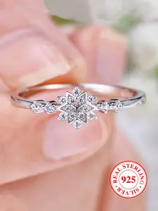 S925 Sterling Silver Snowflake Design Ring, Rhinestone Decor Wedding Engagement Ring, Fashion Accessories for Women & Girls, Trendy All-match & Exquisite Jewelry for Birthday Gift, with Box