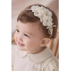 Newborn Hairband Butterfly Pearl Elastic Headband for Baby Girls, Adjustable Photo Prop for Infant, Soft & Comfortable Design