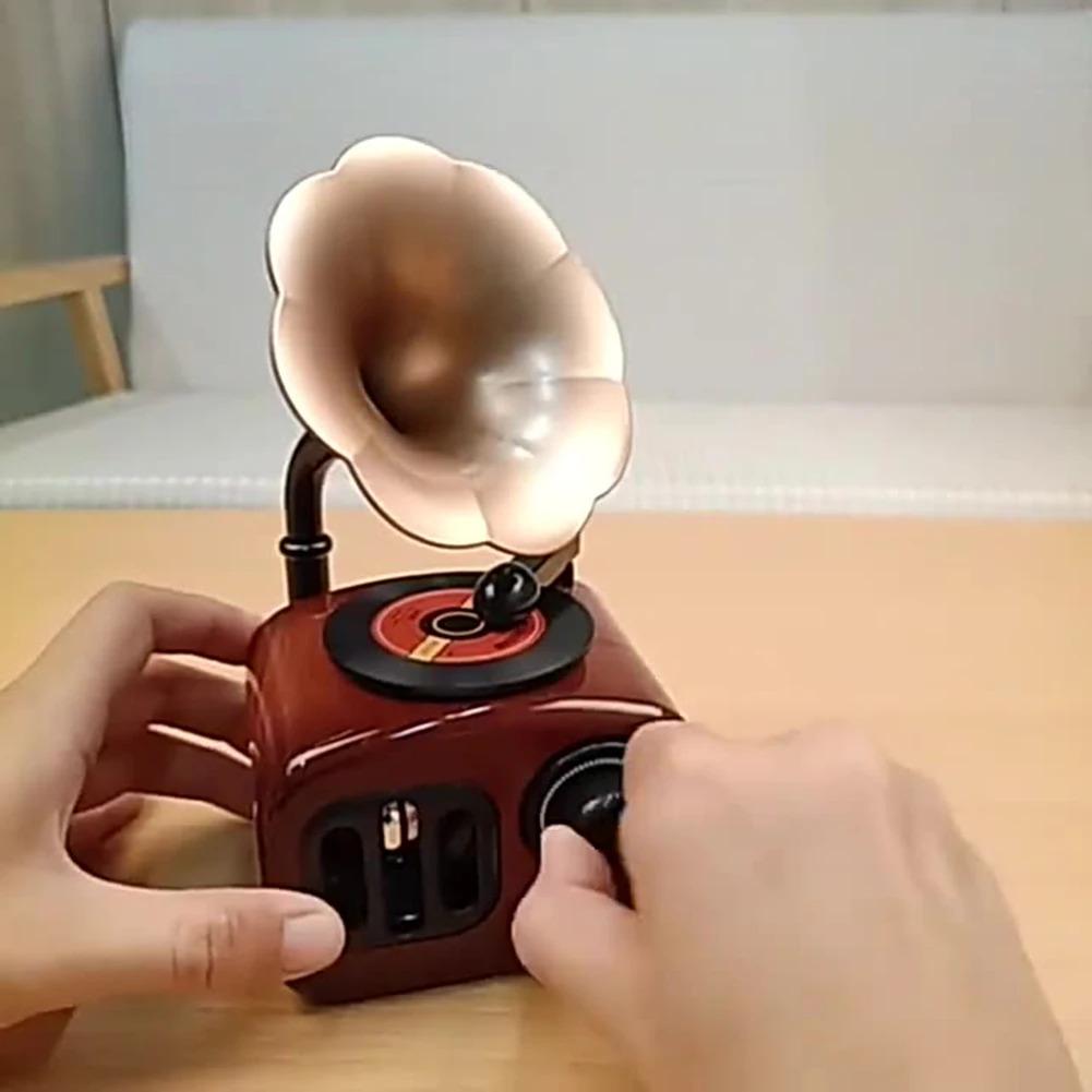 Retro Gramophone Music Box Home Desktop Decoration Miniature Phonograph Shape Music Box for Birthday Valentines Day Anniversary