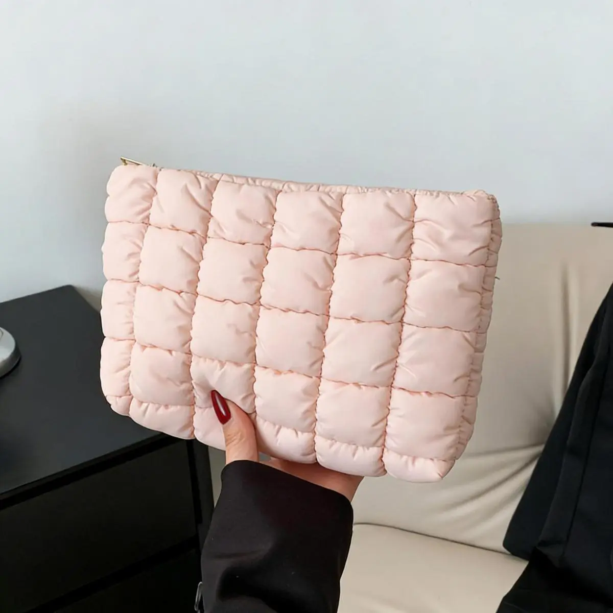 Large Capacity Quilted Travel Organizer Bag – Stylish Zippered Clutch for Toiletries, Electronics & Accessories. Portable Packing Cube for Women & Girls. Ideal Holiday Gift.,UU