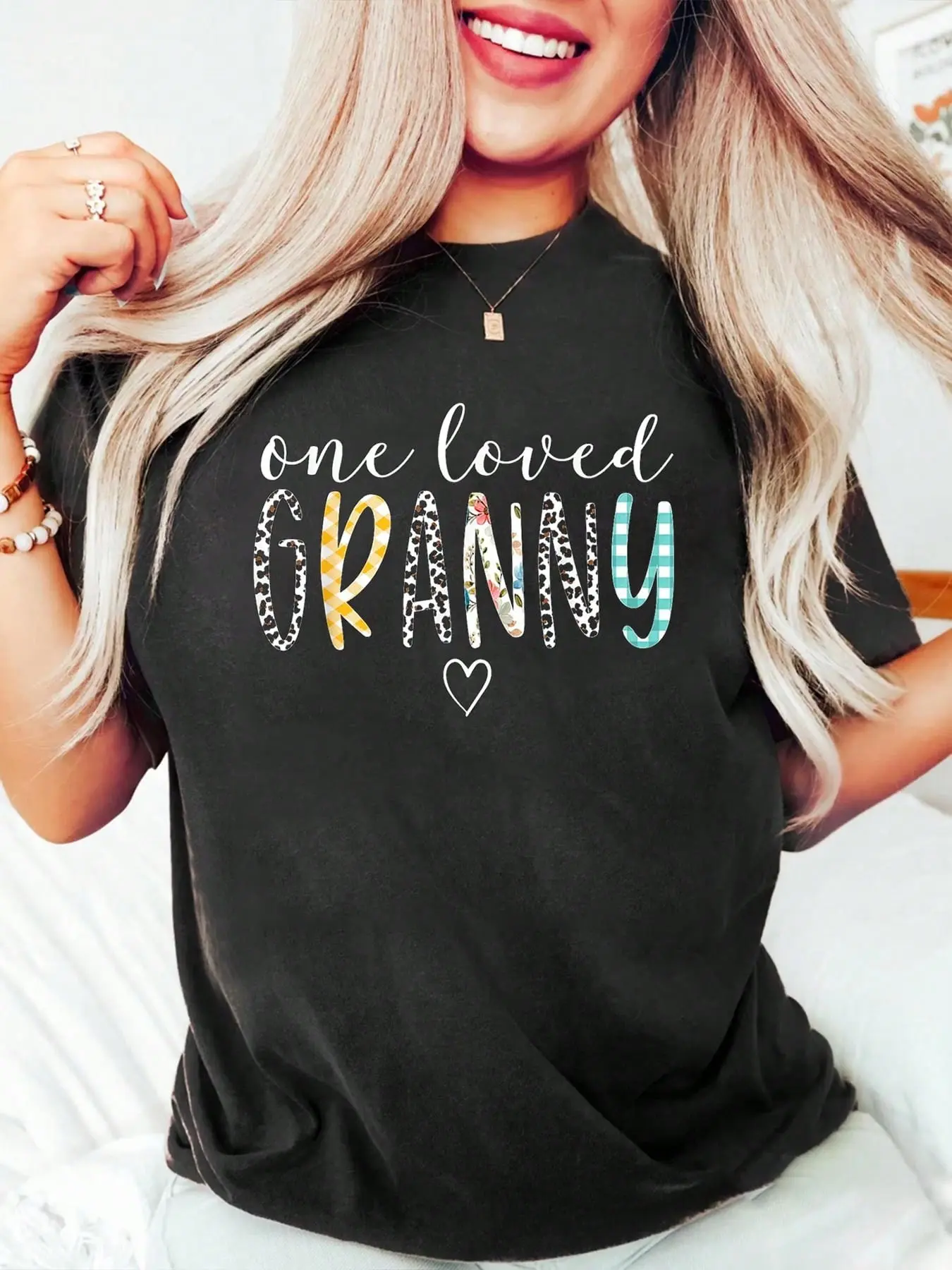 Granny Gifts Women One Loved Granny Mother's Day T-Shirt Cotton Graphic Tee For Women, Round Neck Short Sleeve Casual Tops